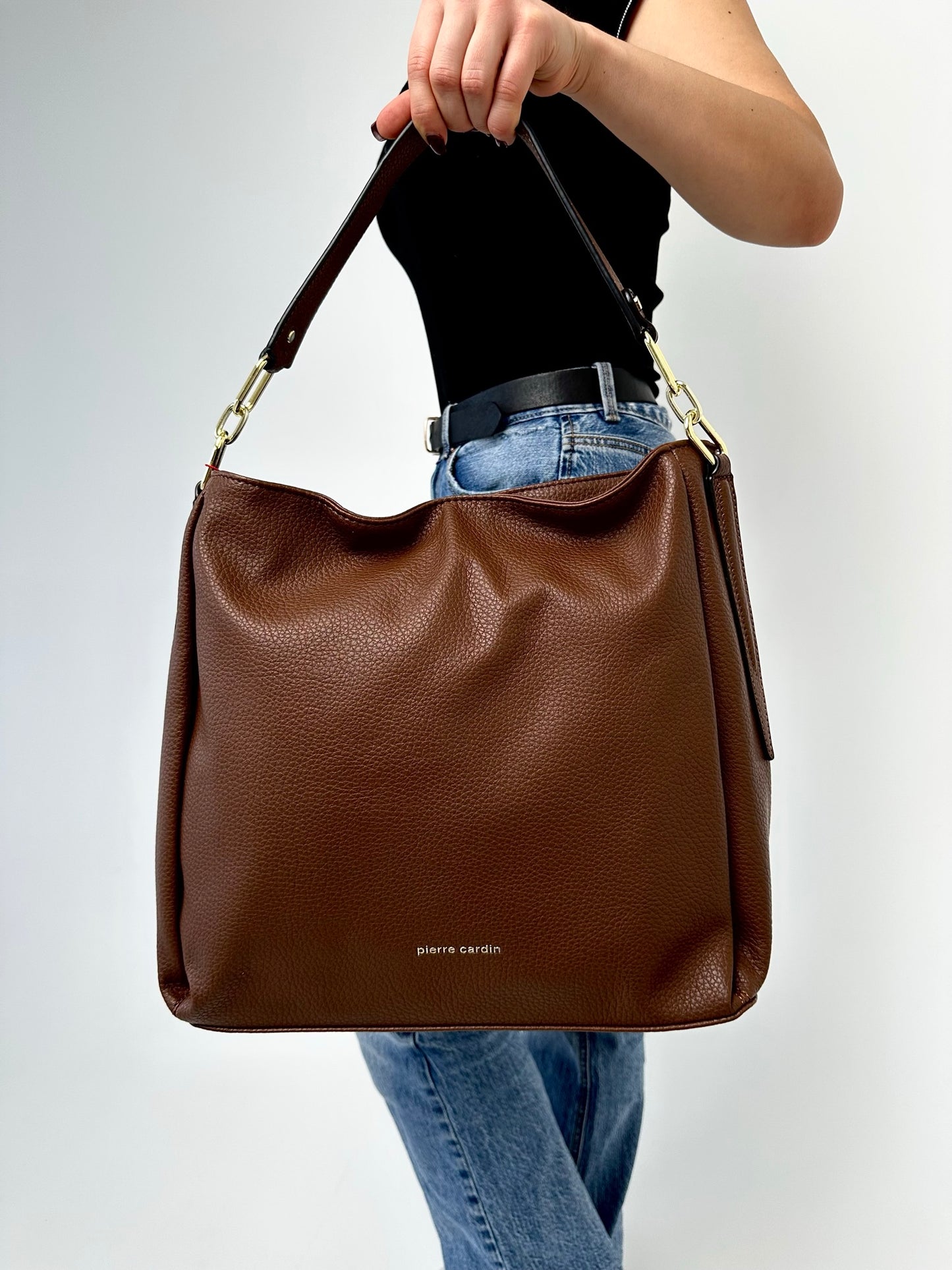 Pierre Cardin Elegant Shoulder Bag