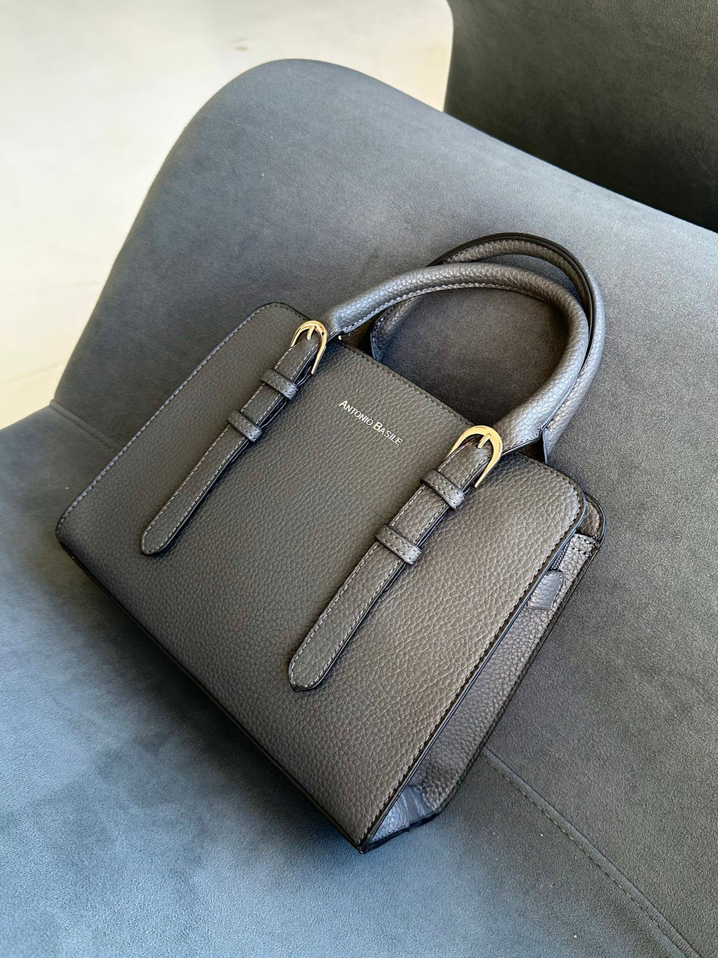 Antonio Bassile Elegant Top Handle Bag
