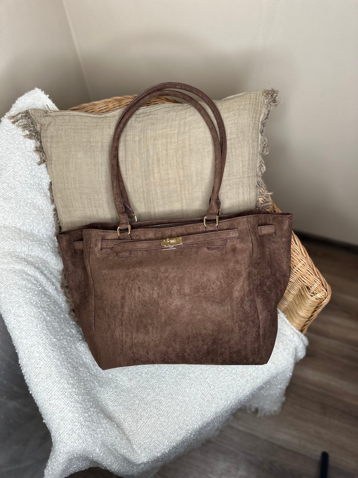 GALLANTRY PARIS AMI HANDBAG